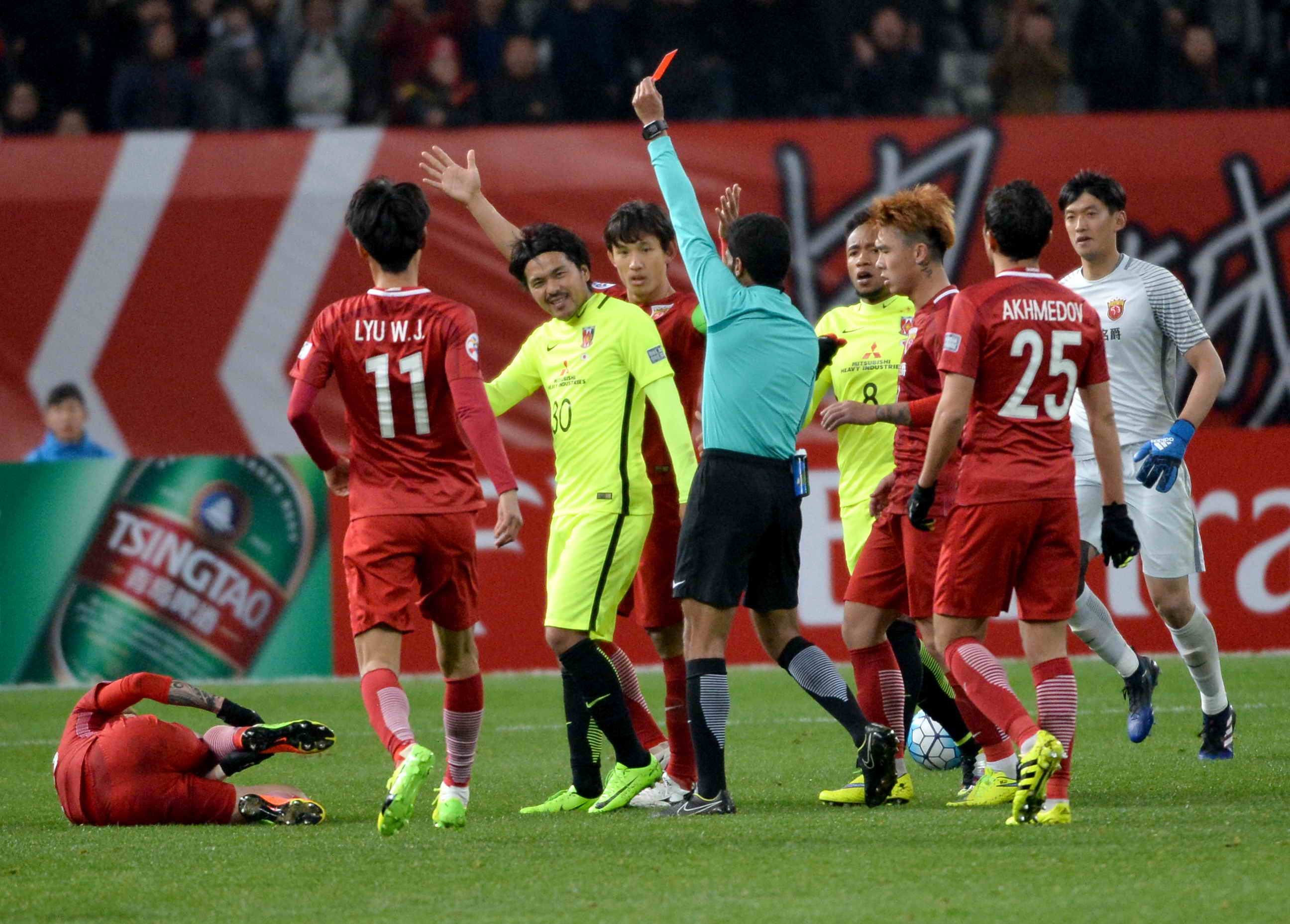 关于上海上港主场3-1击败悉尼FC，提前晋级亚冠16强的信息