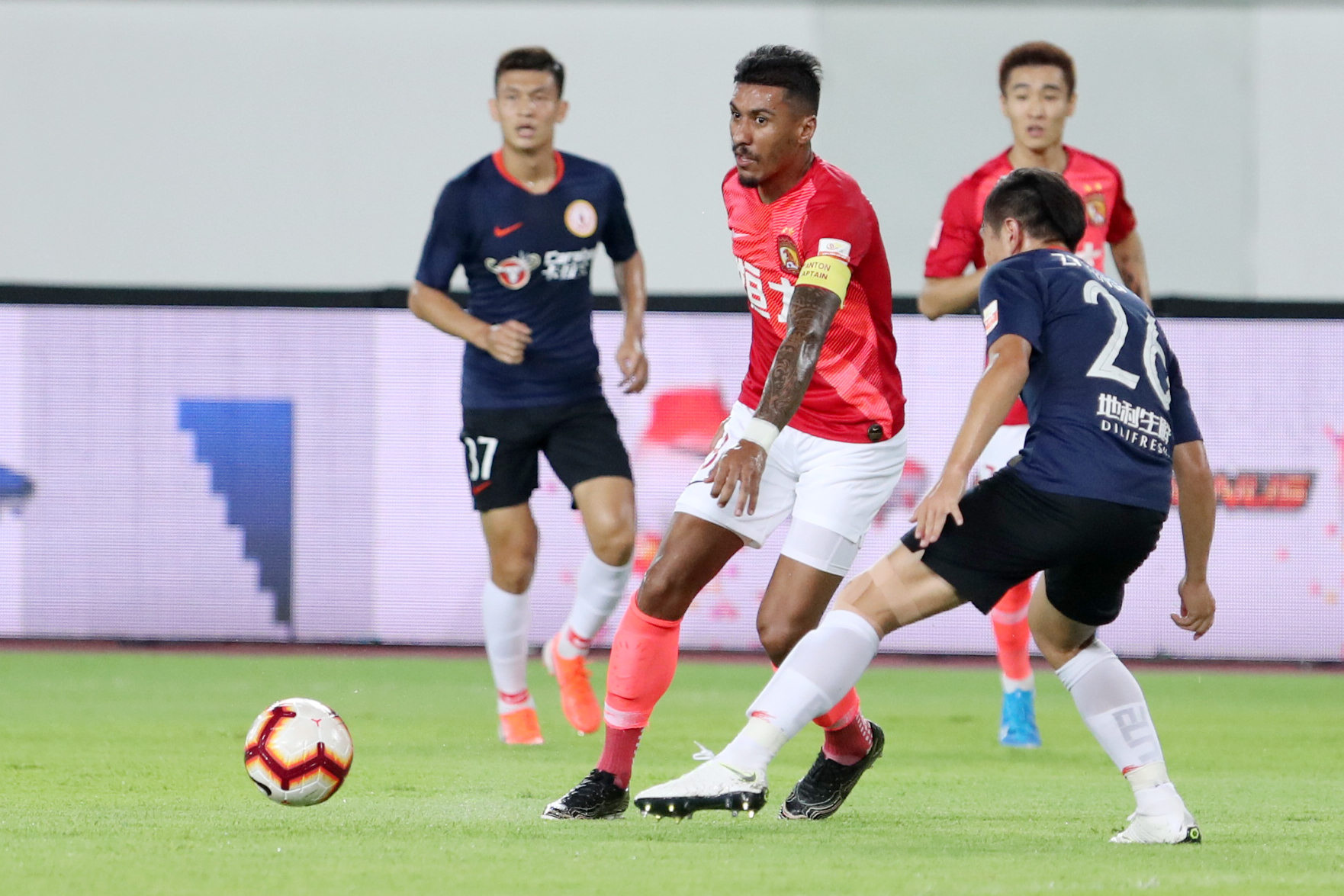 MK体育-上港客场1-0胜恒大，豪取八连胜